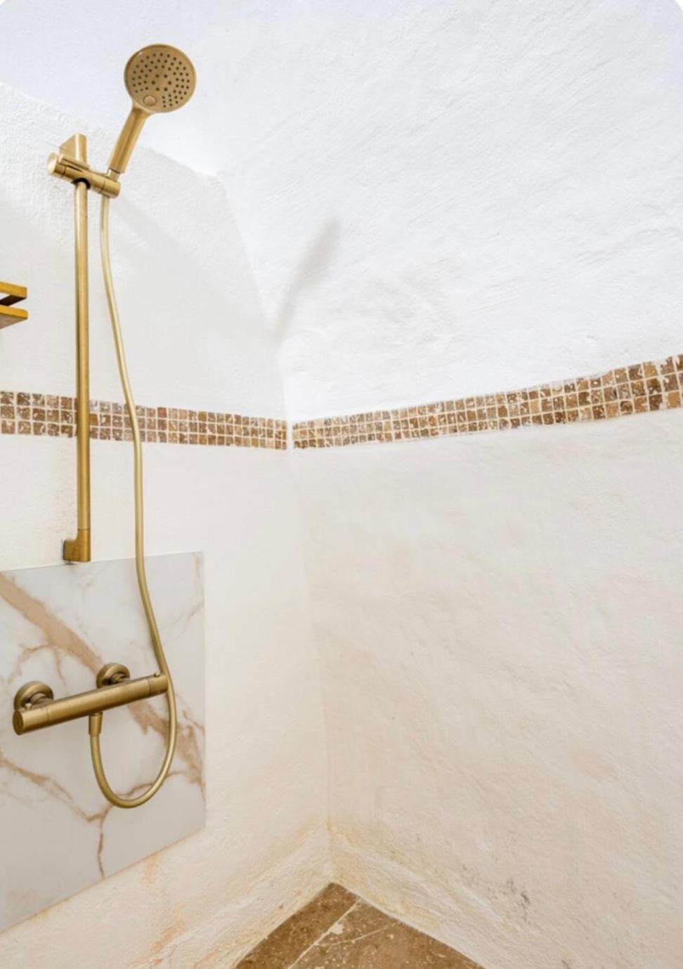 Le Temple D'Aphrodite, Appartement Avec Spa Vienne  Ngoại thất bức ảnh